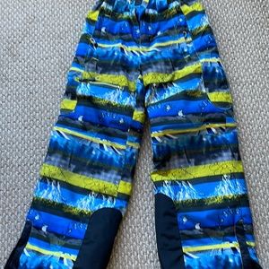 Juniors size 12 ski/snowboard pants.